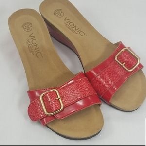 Vionic Red Slid On Heels